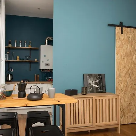 Apartment Grand Studio Zen Dans L'hyper Centre De Poitiers